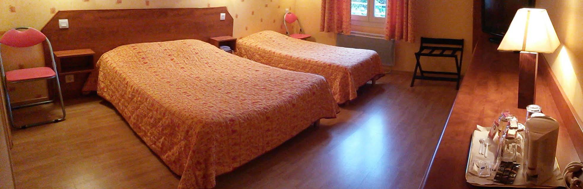 Logis Le Relais De Vacherauville מראה חיצוני תמונה