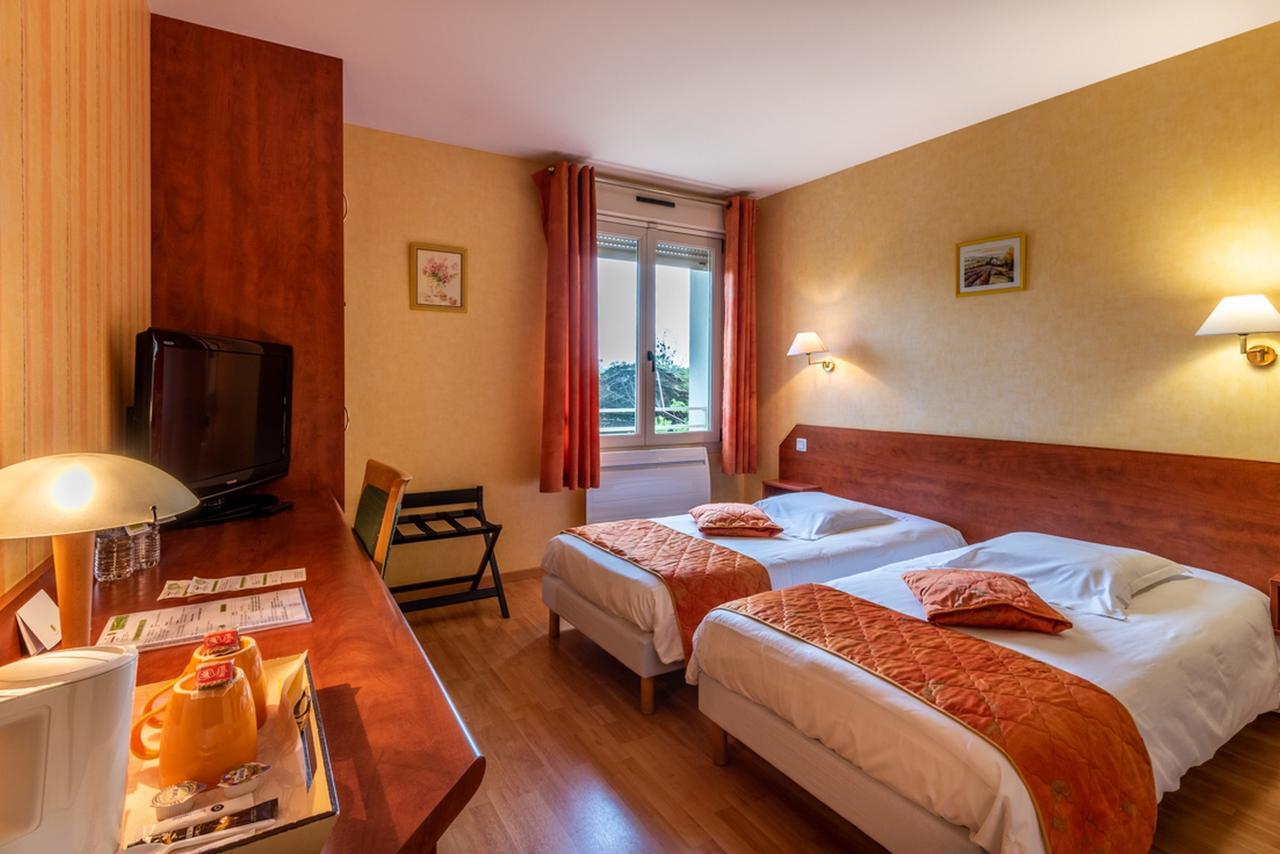 Logis Le Relais De Vacherauville מראה חיצוני תמונה