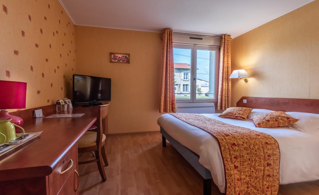 Logis Le Relais De Vacherauville מראה חיצוני תמונה