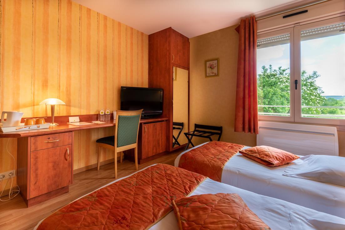 Logis Le Relais De Vacherauville מראה חיצוני תמונה