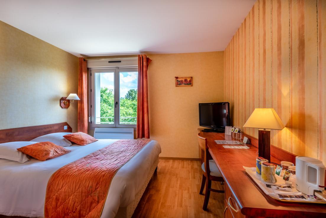 Logis Le Relais De Vacherauville מראה חיצוני תמונה