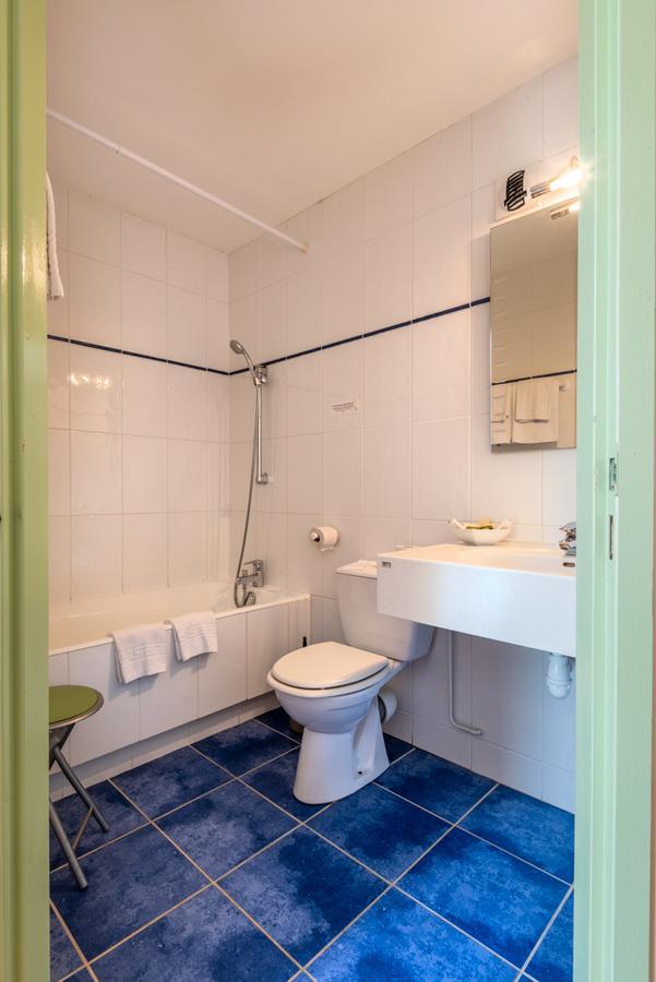 Logis Le Relais De Vacherauville מראה חיצוני תמונה
